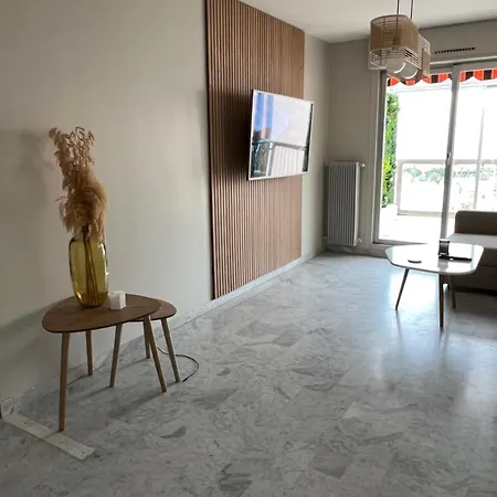 Διαμέρισμα Superbe Vue Sur *